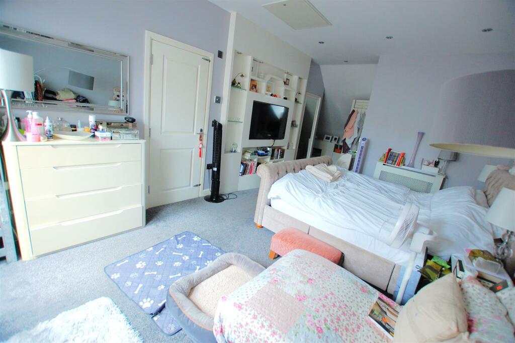 Additional image 4 of Sparrowhawk Place, Hatfield