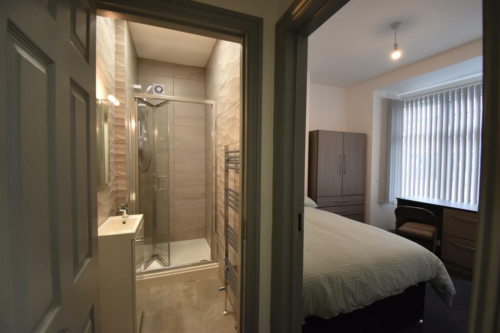 Additional image 8 of Raddlebarn Road Selly Oak  B29 6HJ