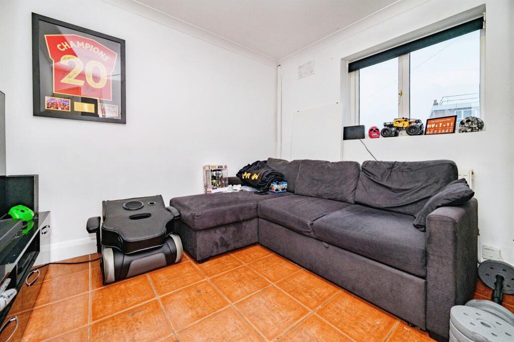 Additional image 4 of Trumpington Drive, St. Albans