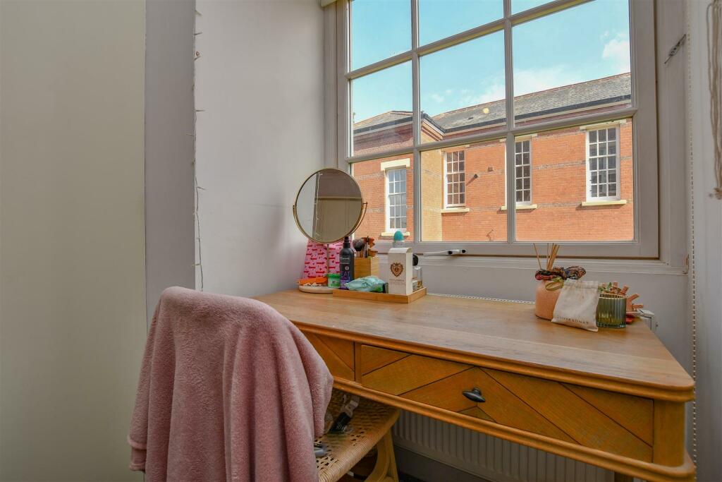 Additional image 8 of West Hall, Beningfield Drive, Napsbury Park, St Albans