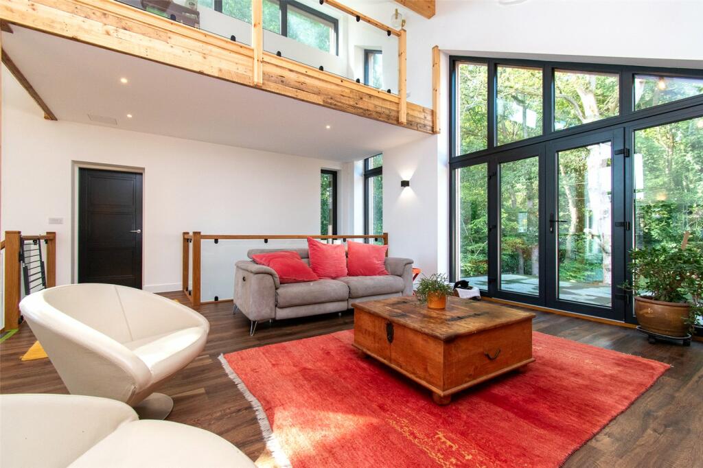 Additional image 4 of Park Street Lane, Park Street, St. Albans, Hertfordshire, AL2