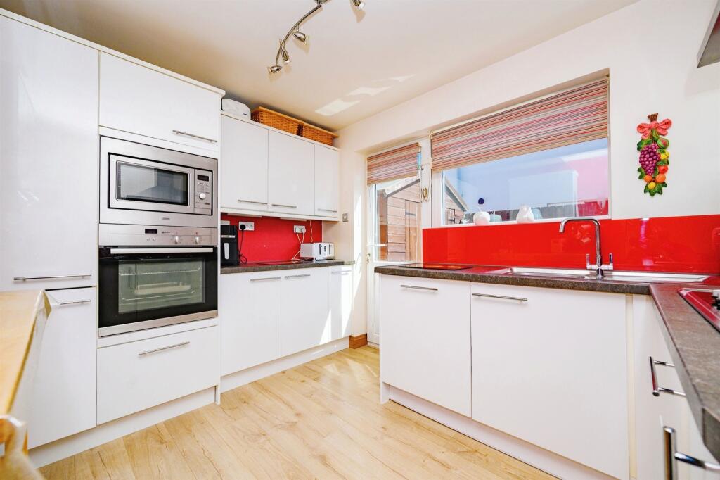 Additional image 5 of Chiswell Green Lane, St. Albans