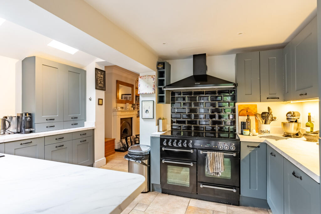 Additional image 8 of Park Street, St. Albans, Hertfordshire, AL2