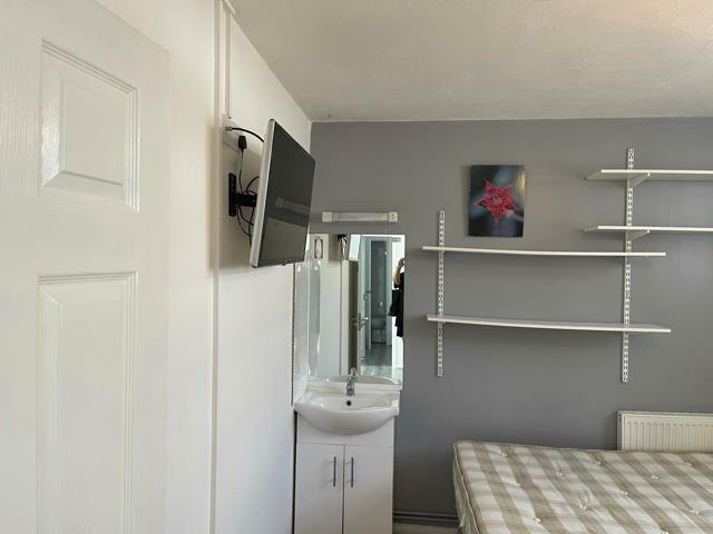 Additional image 7 of 96 Metchley Drive, Selly Oak, Birmingham