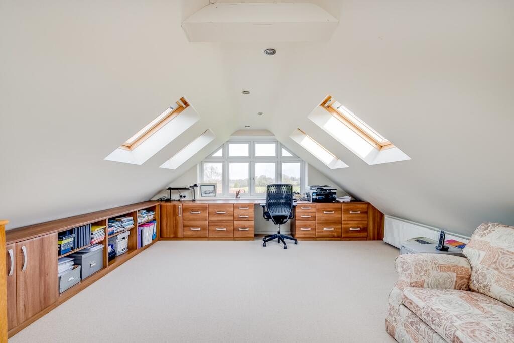 Additional image 19 of Burnham Close, Welwyn, Hertfordshire, AL6