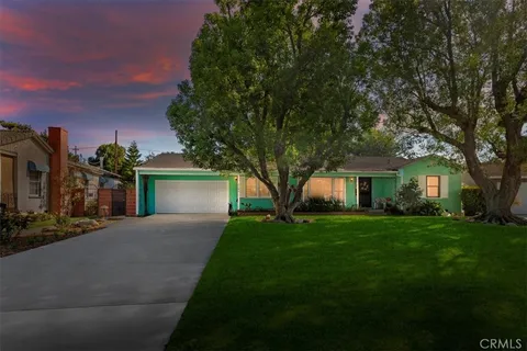 9706 Sharon Avenue, Riverside, CA 92503