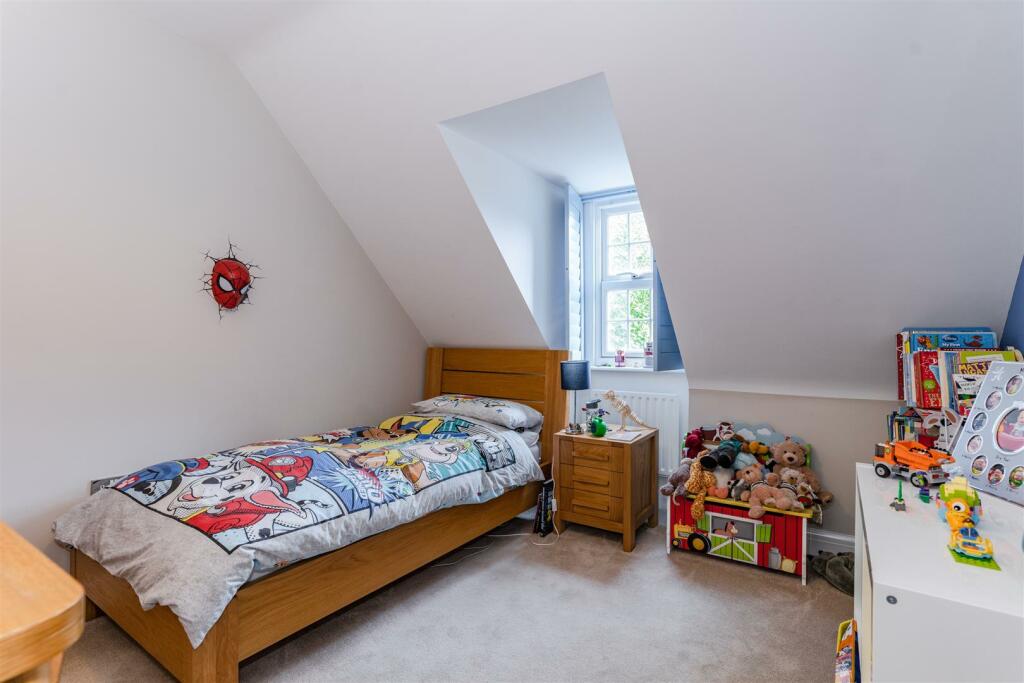 Additional image 17 of Boyes Crescent, Napsbury Park, St Albans