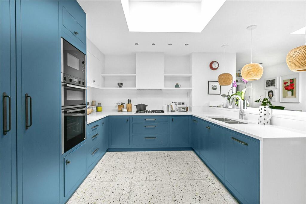 Additional image 12 of Sandridgebury Lane, St. Albans, Hertfordshire