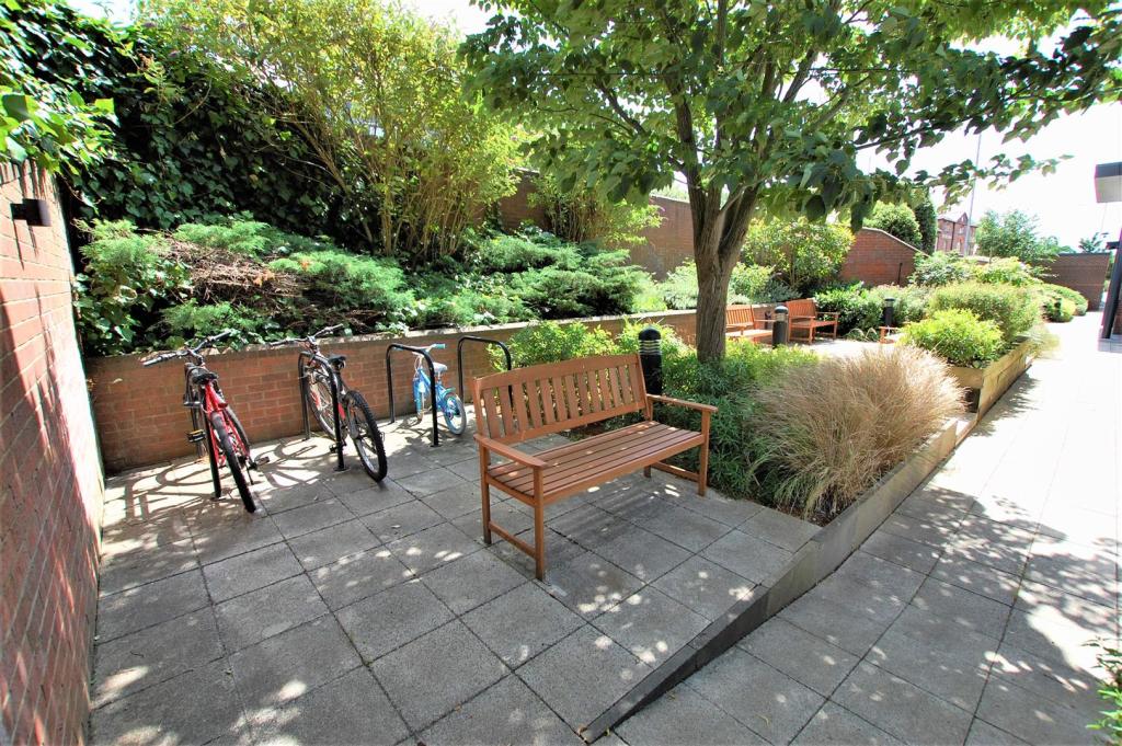 Additional image 17 of Great North Road, Hatfield