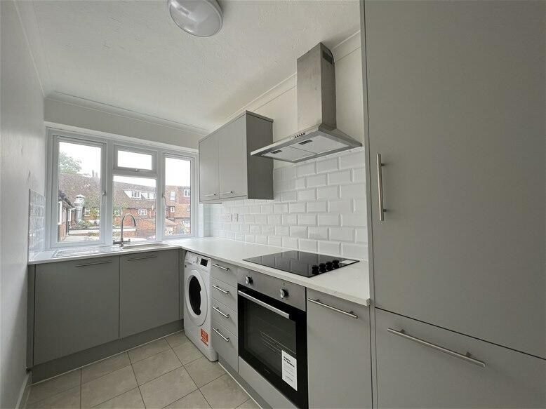 Additional image 6 of Grove Road, Harpenden, AL5