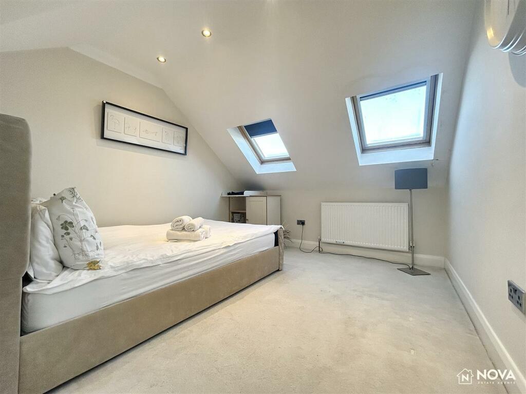 Additional image 35 of Ridge Avenue, Harpenden