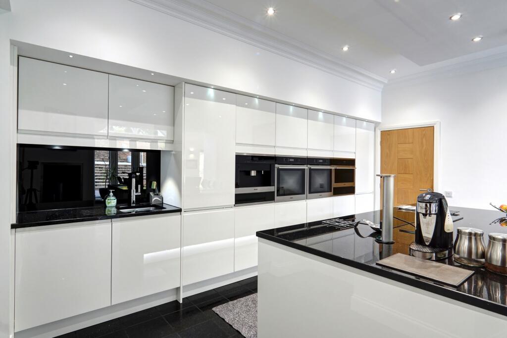 Additional image 64 of Seafield Avenue, Keith