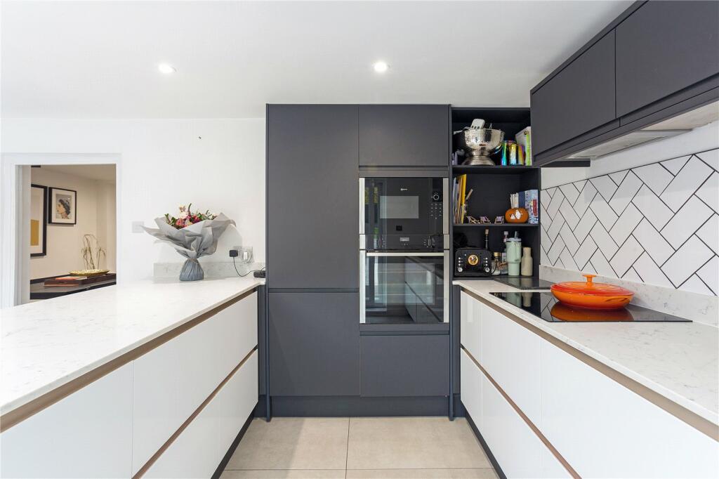 Additional image 10 of Coldharbour Lane, Harpenden, Hertfordshire, AL5