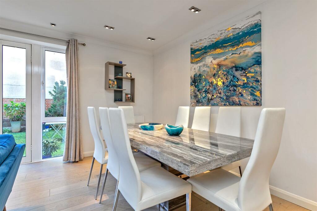 Additional image 27 of London Road, St Albans