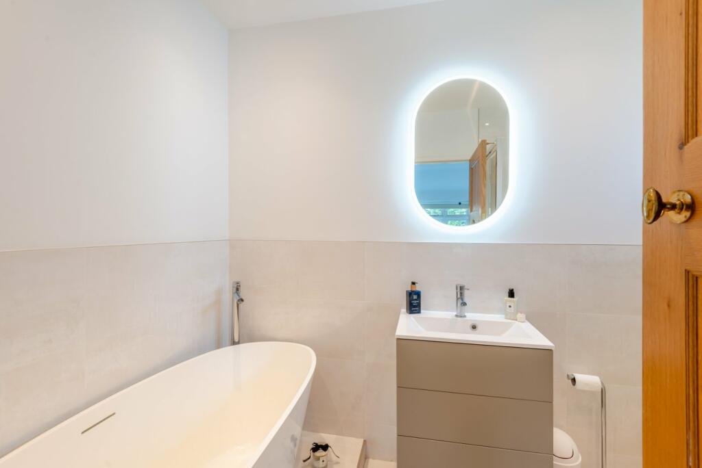 Additional image 22 of Gainsborough Avenue, St. Albans, Hertfordshire