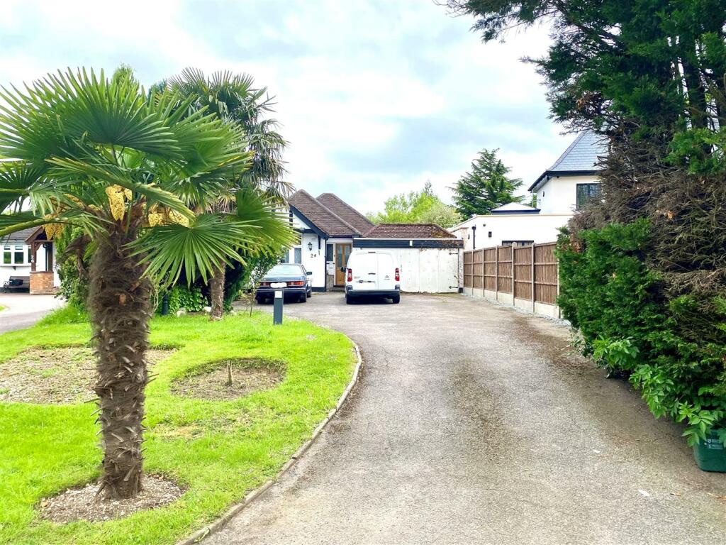 Additional image 17 of Hawkshead Lane, North Mymms