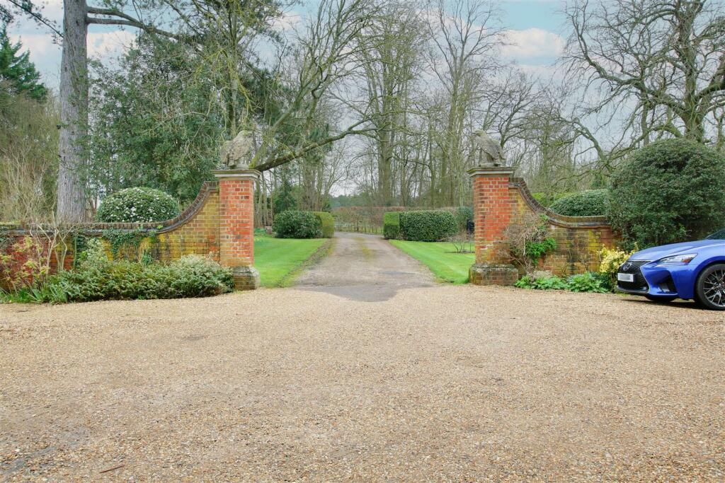 Additional image 13 of Holwell, Hatfield