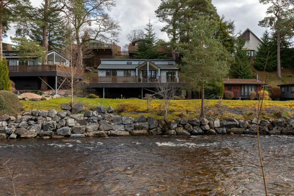 Additional image 3 of Le Petit Maison, River Tilt Park, Bridge Of Tilt, Blair Atholl, Perth And Kinross. PH18 5TE