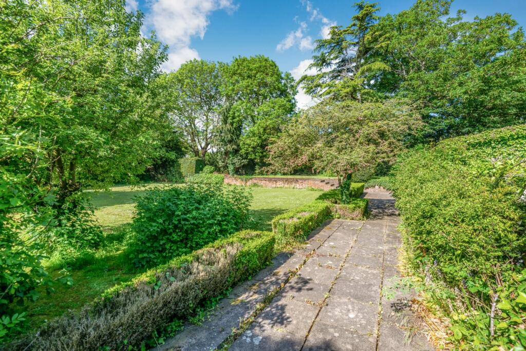 Additional image 16 of Sandridgebury Lane, Sandridgebury, St. Albans, Hertfordshire