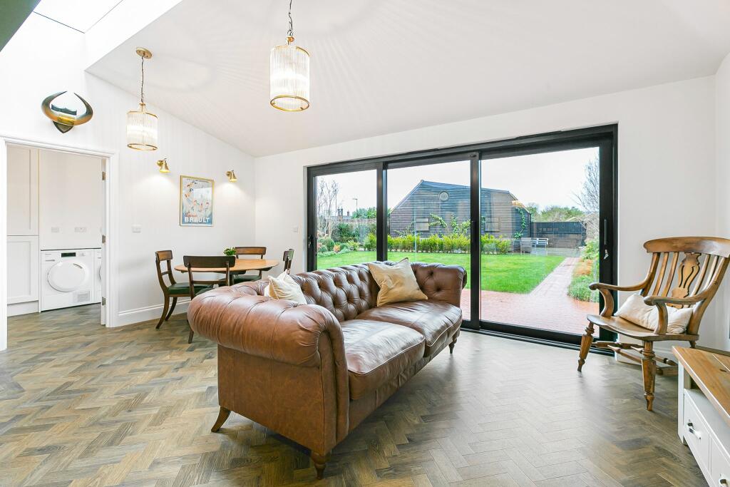 Additional image 33 of Applecross Cottage, Station Road, Welham Green, AL9