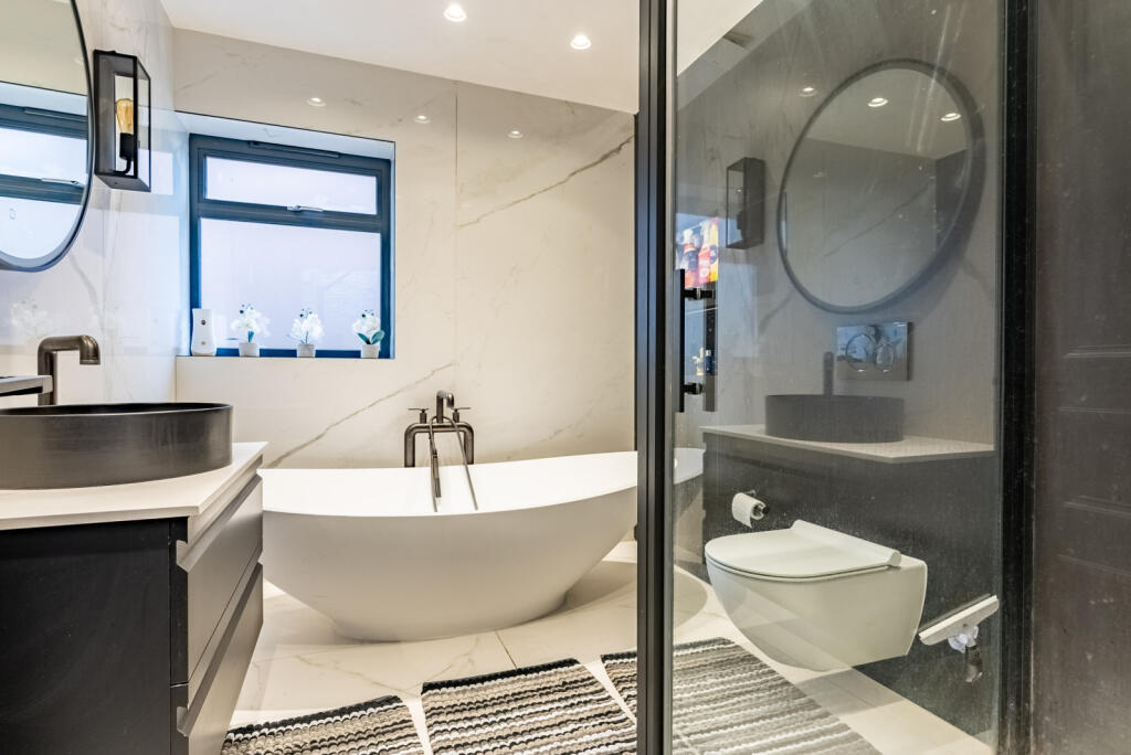 Additional image 17 of Nimrod Close, St. Albans, Hertfordshire, AL4