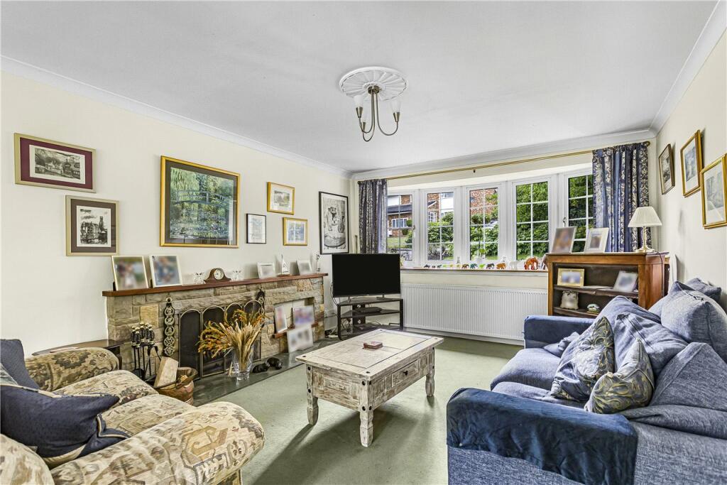 Marlborough Close, Welwyn, Hertfordshire, AL6