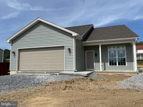 Property image - 151 Mountain Drive, Fredericksburg, PA 17026