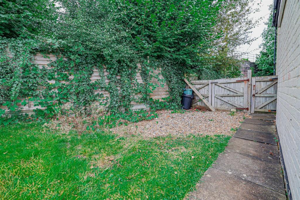 Additional image 17 of Cravells Road, Harpenden, AL5