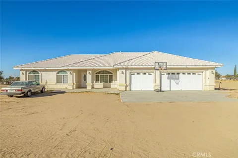 Primary image of 6076 Solano Road, Phelan, CA 92371