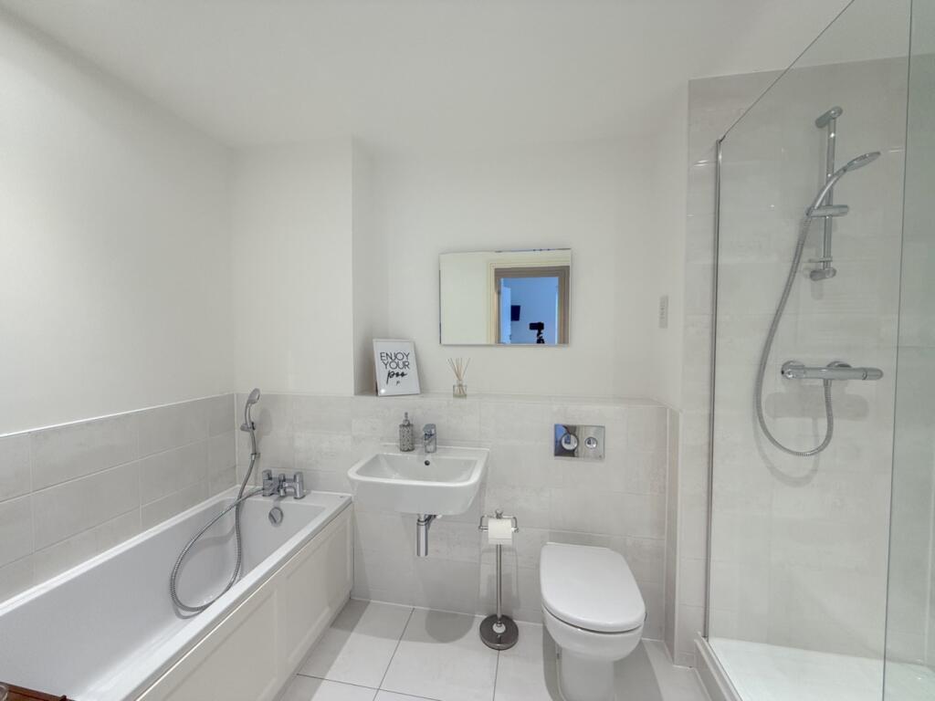 Additional image 13 of Belgae Lodge, Tomlinson Court, Wilshere Park, Welwyn, Hertfordshire, AL6