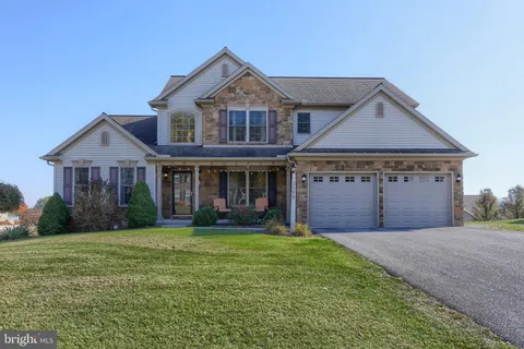 2099 Mallard Lane, Lebanon, PA 17046