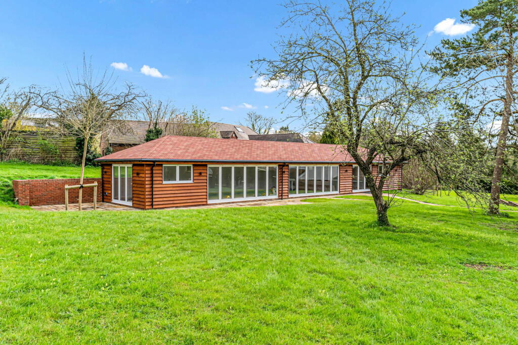 Additional image 57 of Reynards Road, Welwyn, AL6