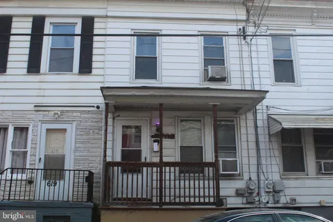 Primary image of 621 W Norwegian Street, Pottsville, PA 17901