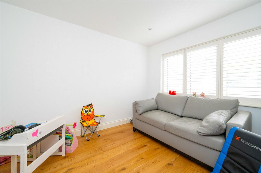 Additional image 7 of The Crescent, Bricket Wood, St. Albans, Hertfordshire