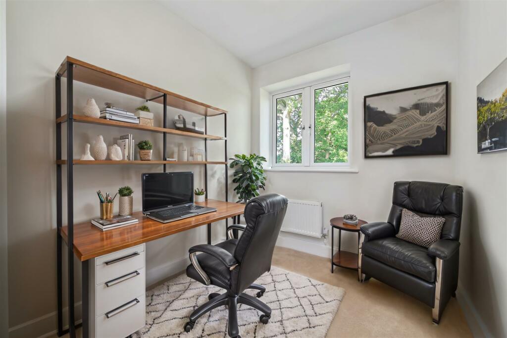Additional image 16 of Oakwood Road, Bricket Wood, St. Albans