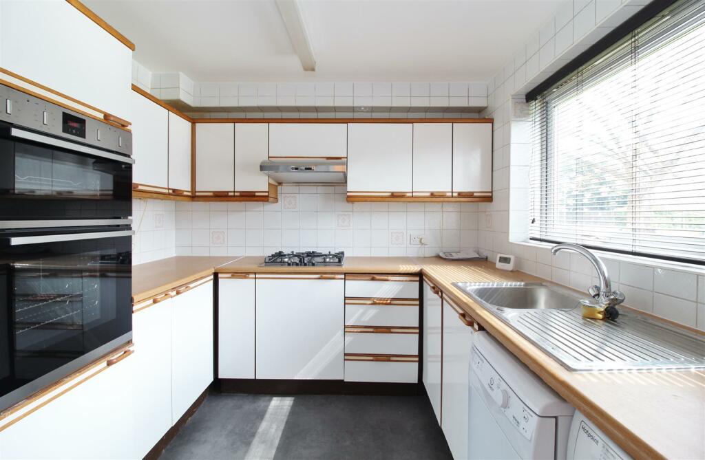 Additional image 4 of Alderman Close, Welham Green, North Mymms