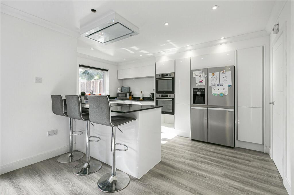 Additional image 6 of Becket Gardens, Welwyn, Hertfordshire, AL6