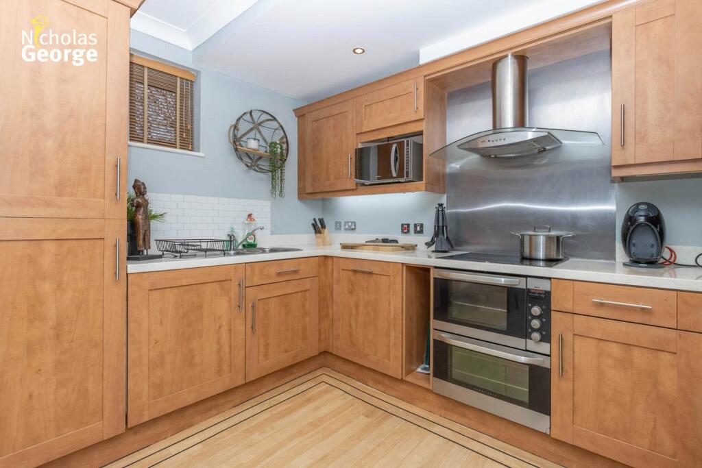 Additional image 3 of The Academy, 53 Wake Green Road, Moseley, Birmingham, B13