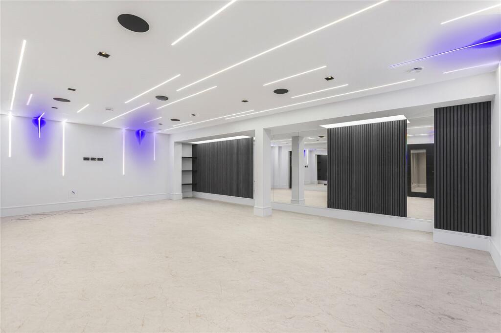 Additional image 19 of Brookmans Avenue, Brookmans Park, Hertfordshire, AL9