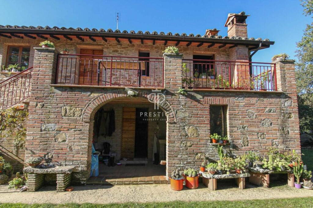 Additional image 2 of Umbria, Perugia, Piegaro, Italy
