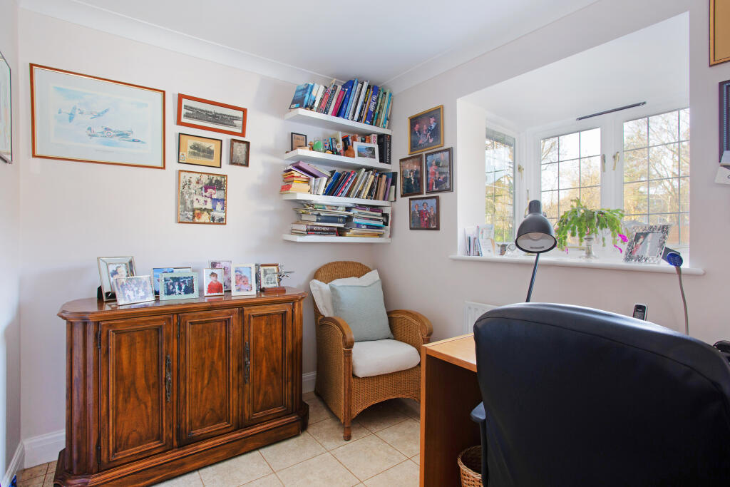 Additional property image - Petersfield, Harpenden Road, St. Albans, AL3