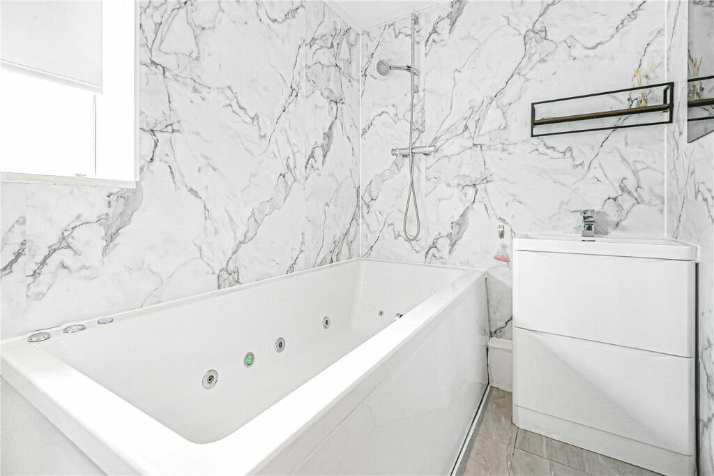 Additional image 20 of Daffodil Close, Hatfield, Hertfordshire, AL10