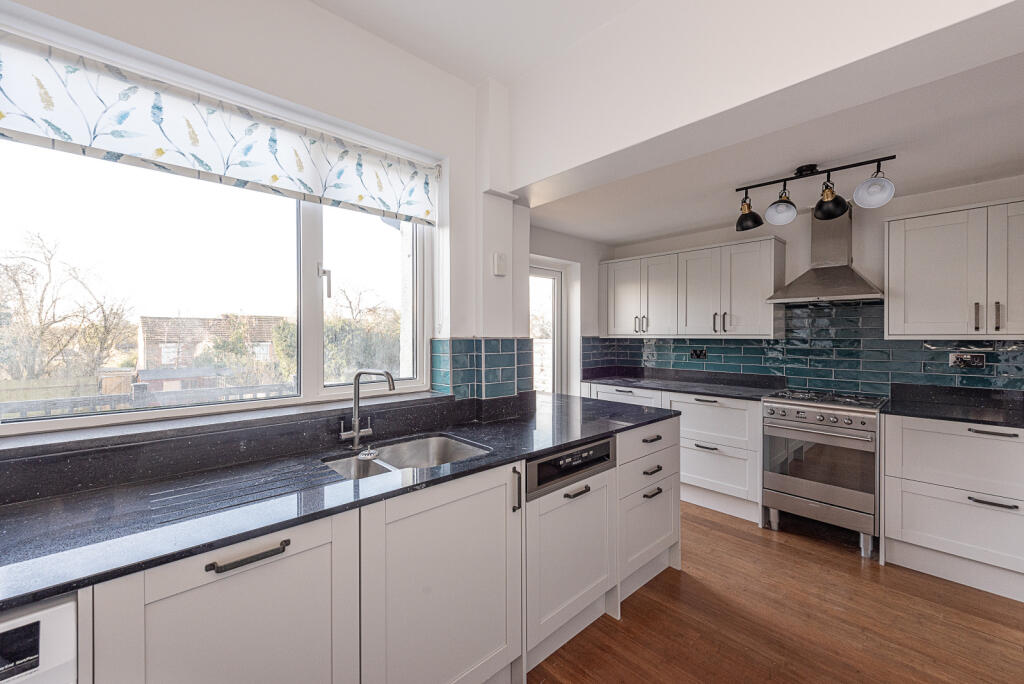 Additional image 13 of Dickens Close, St Albans, Herts, AL3