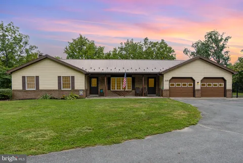 335 Apple Ridge Road, Loysville, PA 17047