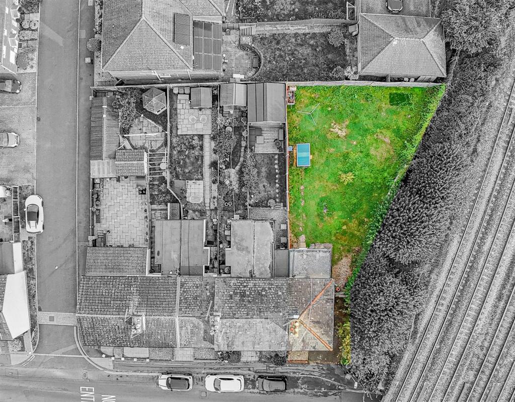 Additional image 2 of Cravells Road, Harpenden, AL5