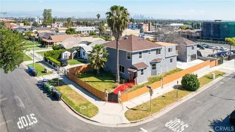 5156 S Victoria Avenue, Los Angeles, CA 90043