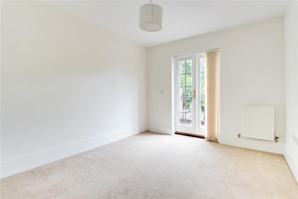 Additional image 12 of Strawberry Crescent, Napsbury Park, St. Albans, AL2