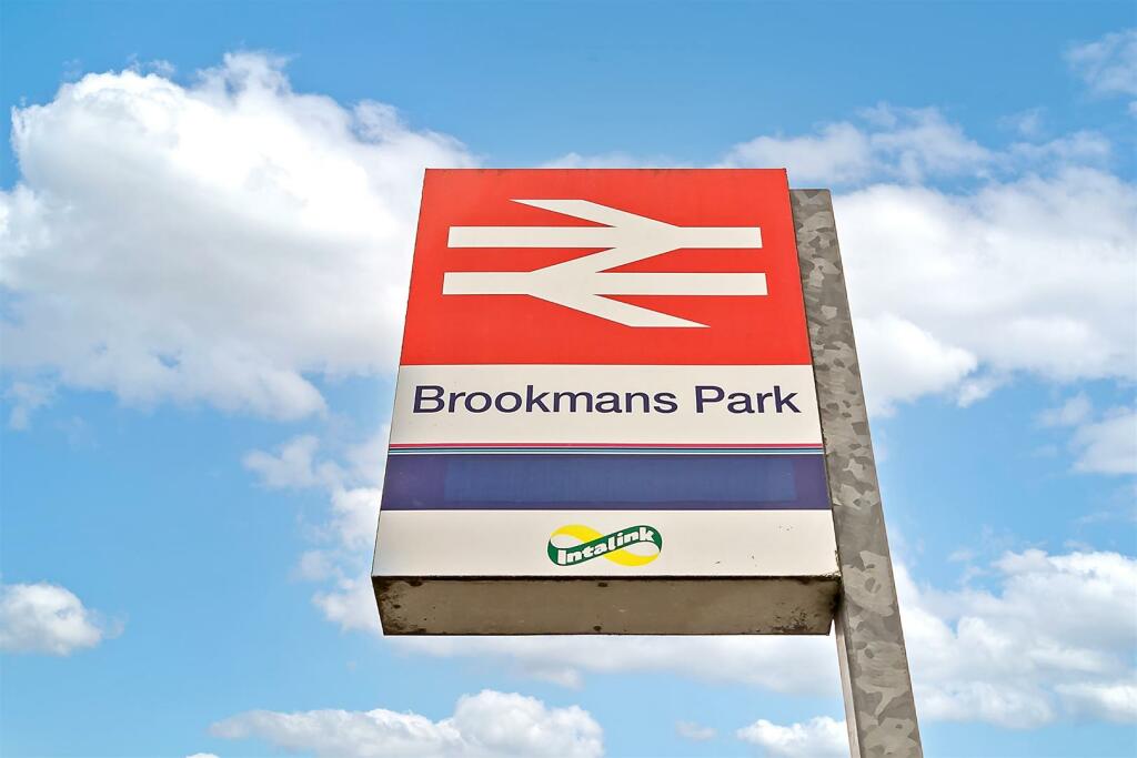 Additional image 38 of Brookmans Avenue, Brookmans Park