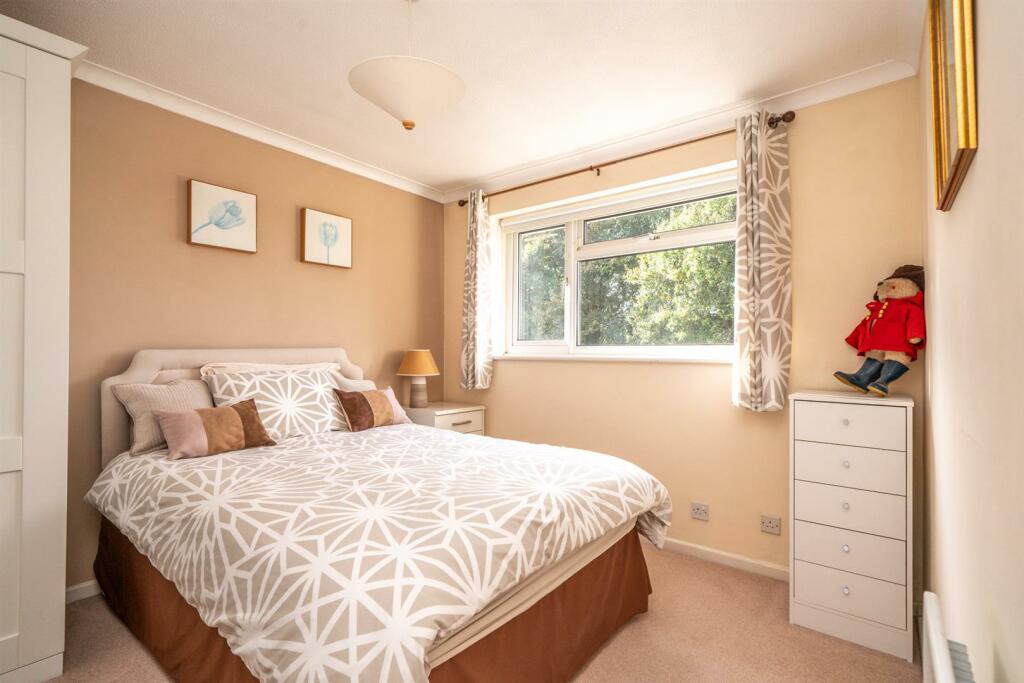 Additional image 15 of Fontmell Close, St. Albans