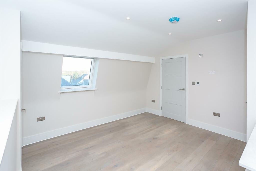 Additional image 4 of New Road, Welwyn Garden City